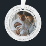 Mommy & Daddy First Christmas Foto Keepake Ornament<br><div class="desc">Dieses wunderschöne Foto-Sake-Ornament ist eine besondere Art zu feiern,  Eltern zu werden.</div>