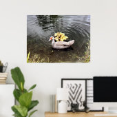 Mommy Duck Ducklings Naturofotografie Poster (Heimbüro)