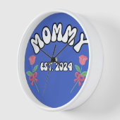 Mommy est 2024 uhr (Winkel)