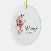Mommy Est. Year – New Mommy Milestone Keramik Ornament (Rechts)