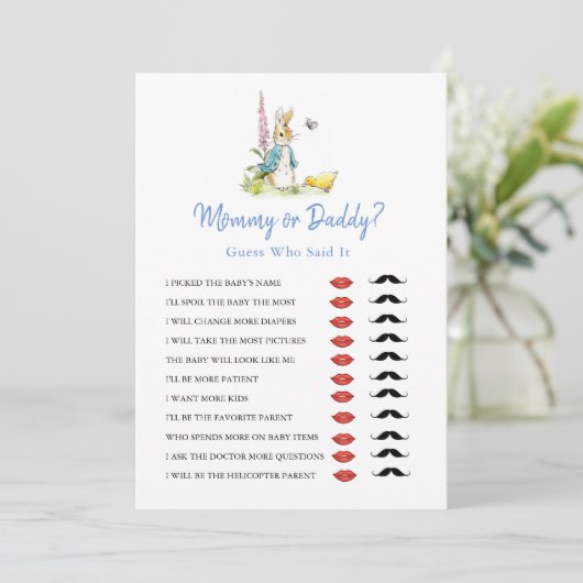 Mommy oder Daddy Peter Rabbit Baby Shower Einladung (Stehend Vorderseite)