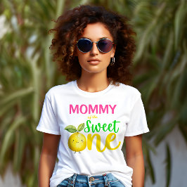 Mommy of the Sweet Ein rosa Limonade Party T-Shirt