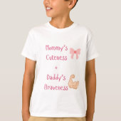 Mommy's Cutness + Papa's Bravour Kids' T - Shirt (Vorderseite)