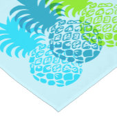 Momona Pineaple Hawaiian Tropical Kurzer Tischläufer (Ecke)