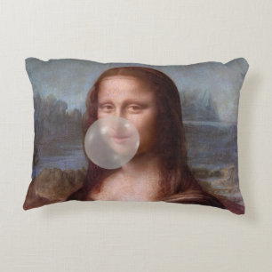 Mona Lisa bläst großen Kaugummi Dekokissen