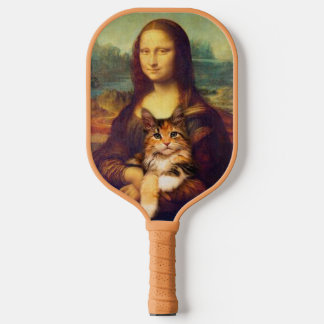 Mona Lisa hält ihren Katzenkatzen Leonardo da Vinc Pickleball Schläger