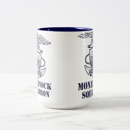 Monadnock Geschwader-Tasse Zweifarbige Tasse (Mittel)