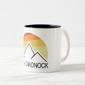 Monadnock New Hampshire Retro Zweifarbige Tasse (VorderseiteRechts)