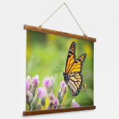 Monarch auf Distel hängender Wandteppich Mit Holzrahmen (Gewinkelt)