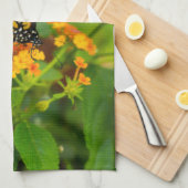 Monarch auf Lantana Geschirrtuch (Viertel Falte)