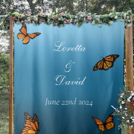 Monarch Butterflies Blue Ombre Wandteppich