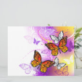 Monarch Butterflies on Purple Background (Stehend Vorderseite)