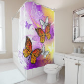 Monarch Butterflies on Purple Background Duschvorhang (Beispiel)