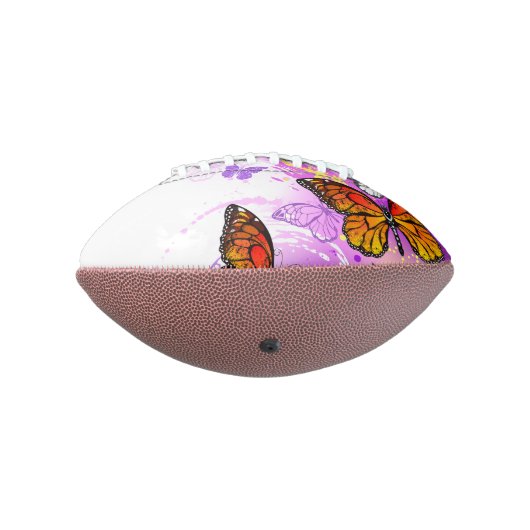 Monarch Butterflies on Purple Background Football (Gedreht 270)