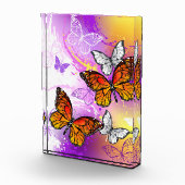 Monarch Butterflies on Purple Background Fotoblock (Rechts)