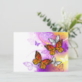 Monarch Butterflies on Purple Background Karte (Stehend Vorderseite)