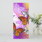 Monarch Butterflies on Purple Background Karte (Stehend Vorderseite)