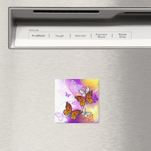 Monarch Butterflies on Purple Background Magnet (In Situ (Geschirrspüler))