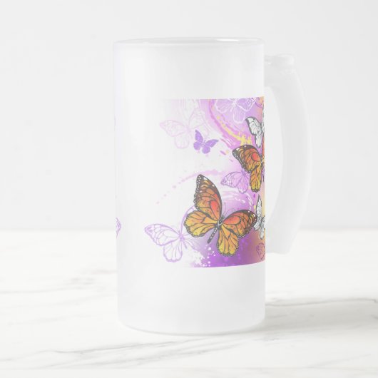 Monarch Butterflies on Purple Background Mattglas Bierglas (VorderseiteRechts)