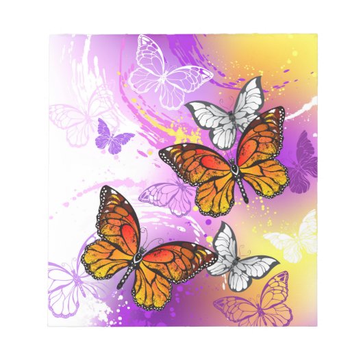 Monarch Butterflies on Purple Background Notizblock (Vorderseite)