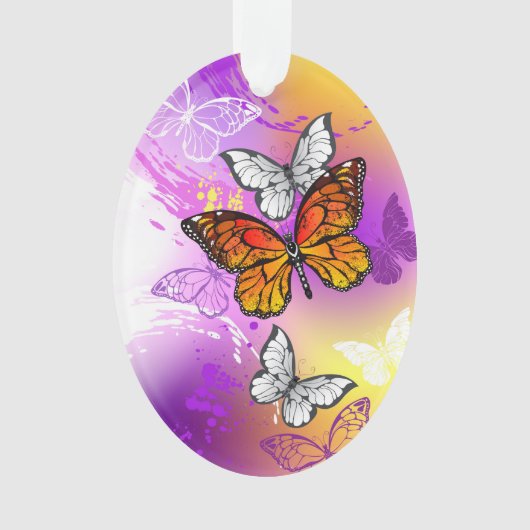 Monarch Butterflies on Purple Background Ornament (Vorderseite)