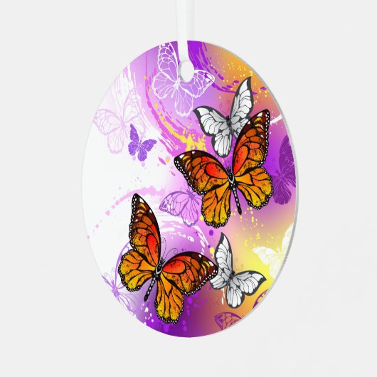 Monarch Butterflies on Purple Background Ornament Aus Metall (Vorderseite links)