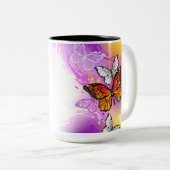 Monarch Butterflies on Purple Background Zweifarbige Tasse (VorderseiteRechts)