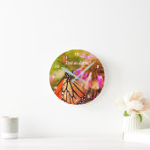 Monarch Butterfly Auf Blume Abstrakt Personalisier Runde Wanduhr (Zuhause)
