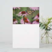 Monarch Butterfly auf Blume Briefpapier (Stehend Vorderseite)