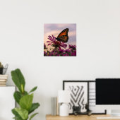 Monarch Butterfly auf Blume Poster (Heimbüro)