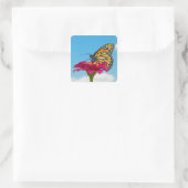 Monarch Butterfly auf Blume Quadratischer Aufkleber (Tasche)