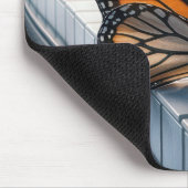 Monarch Butterfly auf dem Klavier Mousepad (Ecke)