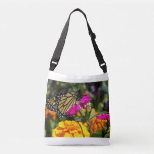 Monarch Butterfly auf der Pink-Marigold-Blume Tragetaschen Mit Langen Trägern