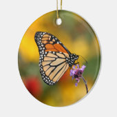 Monarch Butterfly auf der Suche nach Pollen Keramik Ornament (Links)