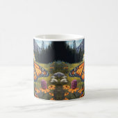 Monarch Butterfly Berg Schöne Wiesen Kaffeetasse (Mittel)