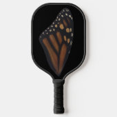 Monarch Butterfly Flügel auf schwarz Pickleball Schläger (Vorderseite)
