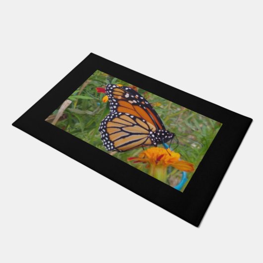Monarch Butterfly Fußmatte (Schrägansicht)