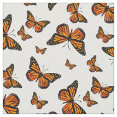 Monarch Butterfly-Muster auf weißem Hintergrund Stoff (Nahaufnahme)