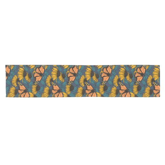 Monarch butterfly on yellow coneflowers kurzer tischläufer (Horizontal)