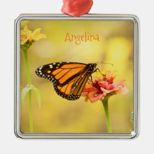 Monarch Butterfly on Zinnia Ornament Aus Metall