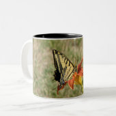 Monarch Butterfly Zweifarbige Tasse (Vorderseite Links)