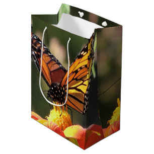 Monarch-Schmetterlings-Tier-Blumen mit Blumen Mittlere Geschenktüte