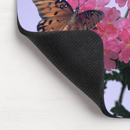 Monarchen und rosa Penta Mousepad (Ecke)