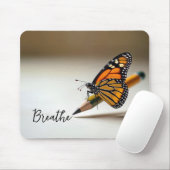 Monarchfalter auf Bleistift mit Text Mousepad (Mit Mouse)