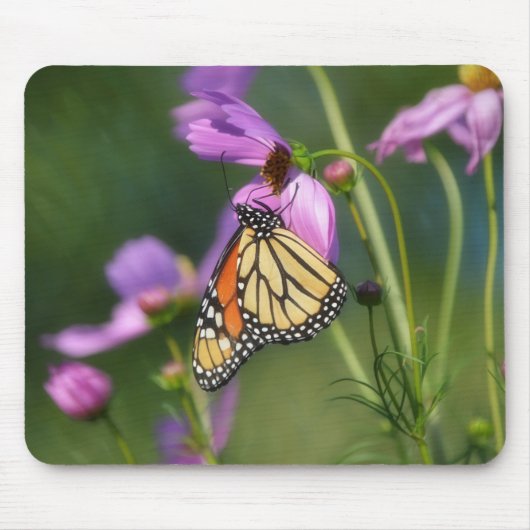 Monarchfalter auf rosa Blumen-Mauspad Mousepad (Vorne)