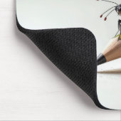 Monarchfalter ruht auf einem Bleistift Mousepad (Ecke)