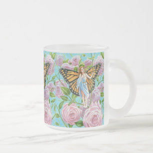 Monarchmärchen zwischen den Rose Mattglastasse
