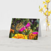 Monarchschmetterling auf rosa Grußkarten Karte (Gelbe Blume)
