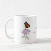 Monarchschmetterling mit Lila Kone-Blume Kaffeetasse (Links)
