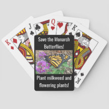 Monarchschmetterling spielt Karten